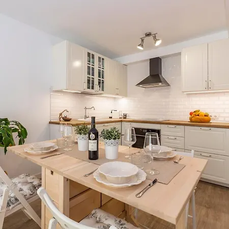 아파트 Flower 20 플라야 온다